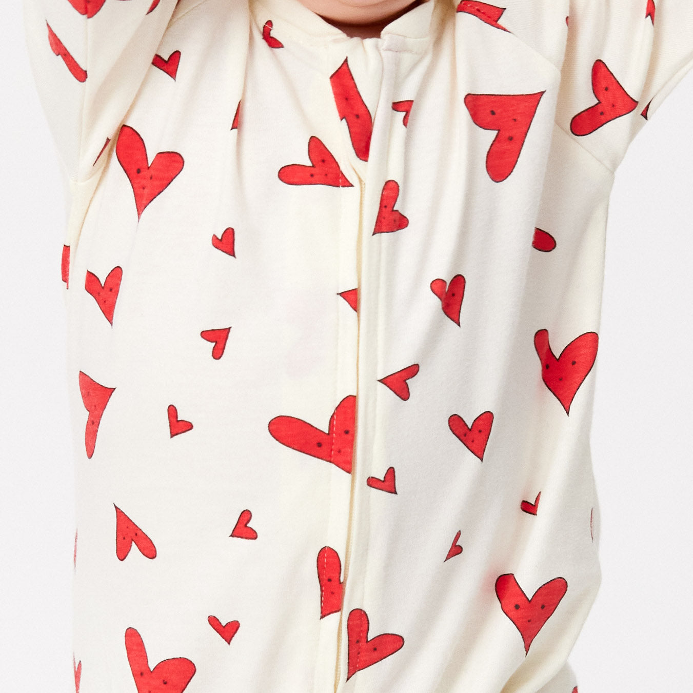 "I got your heart" cream / red baby sleepsuit - GOTS certified 100% organic cotton